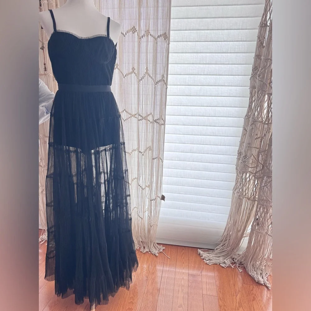 Alice + Olivia Black Pleated Tulle Midi Dress w/ Romper Lining Size 8 NWT $695 - Picture 1 of 11